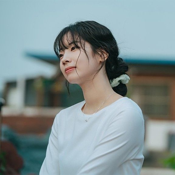 Behind-the-scenes cut of Dahyun