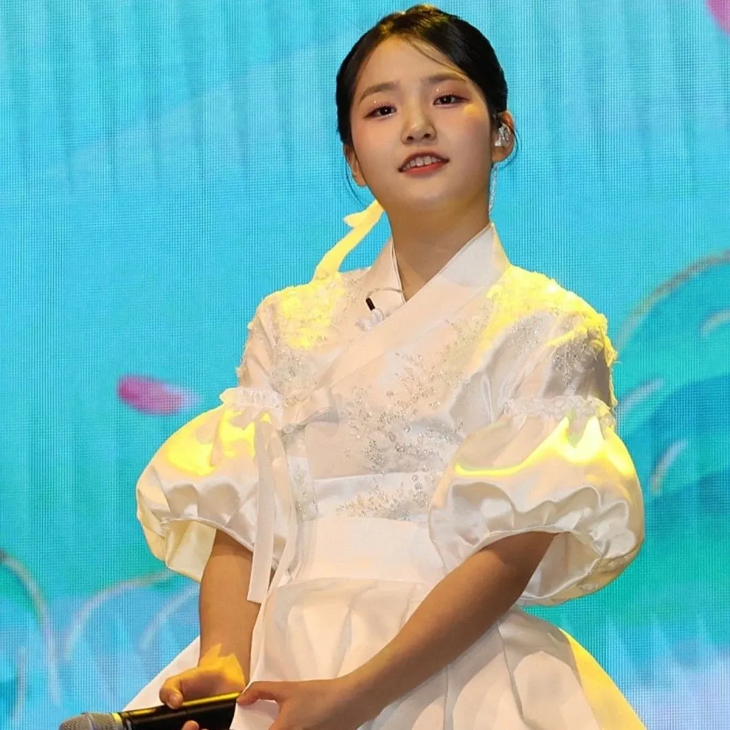 김태연의 비하인드 컷