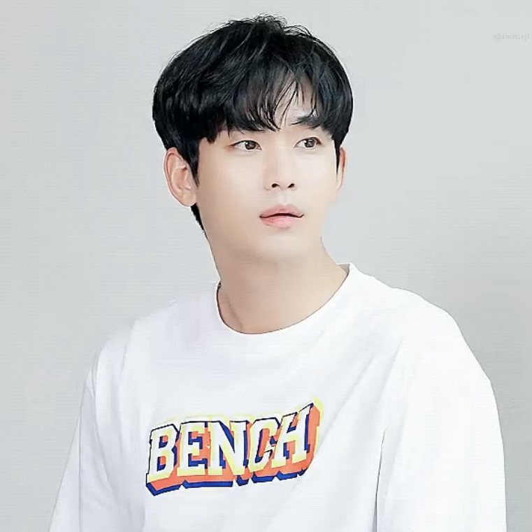 A moment captured by a fan of Kim Soohyun
