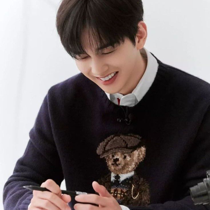 Recent activity shot of Yoo Seungho