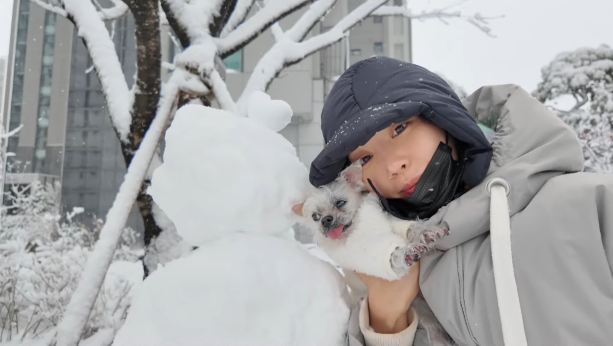 Behind-the-scenes cut of Yun Taejin