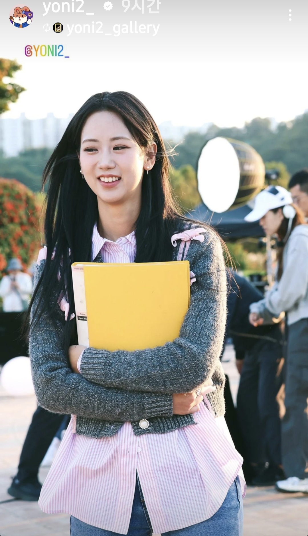 Emotional wallpaper shared by fans for Kang Hyeyeon
