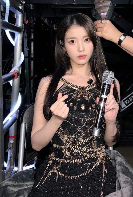 아이유의 최신 사진