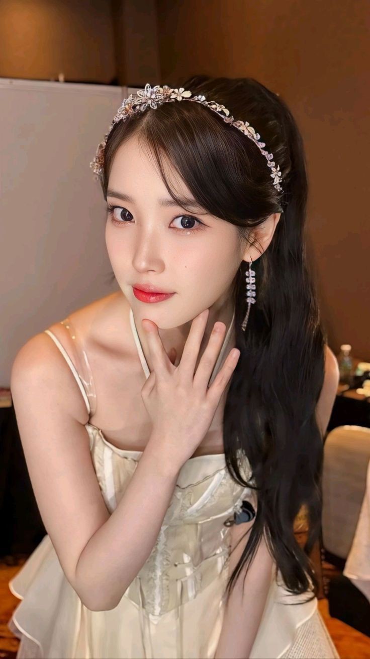 Recent activity shot of IU