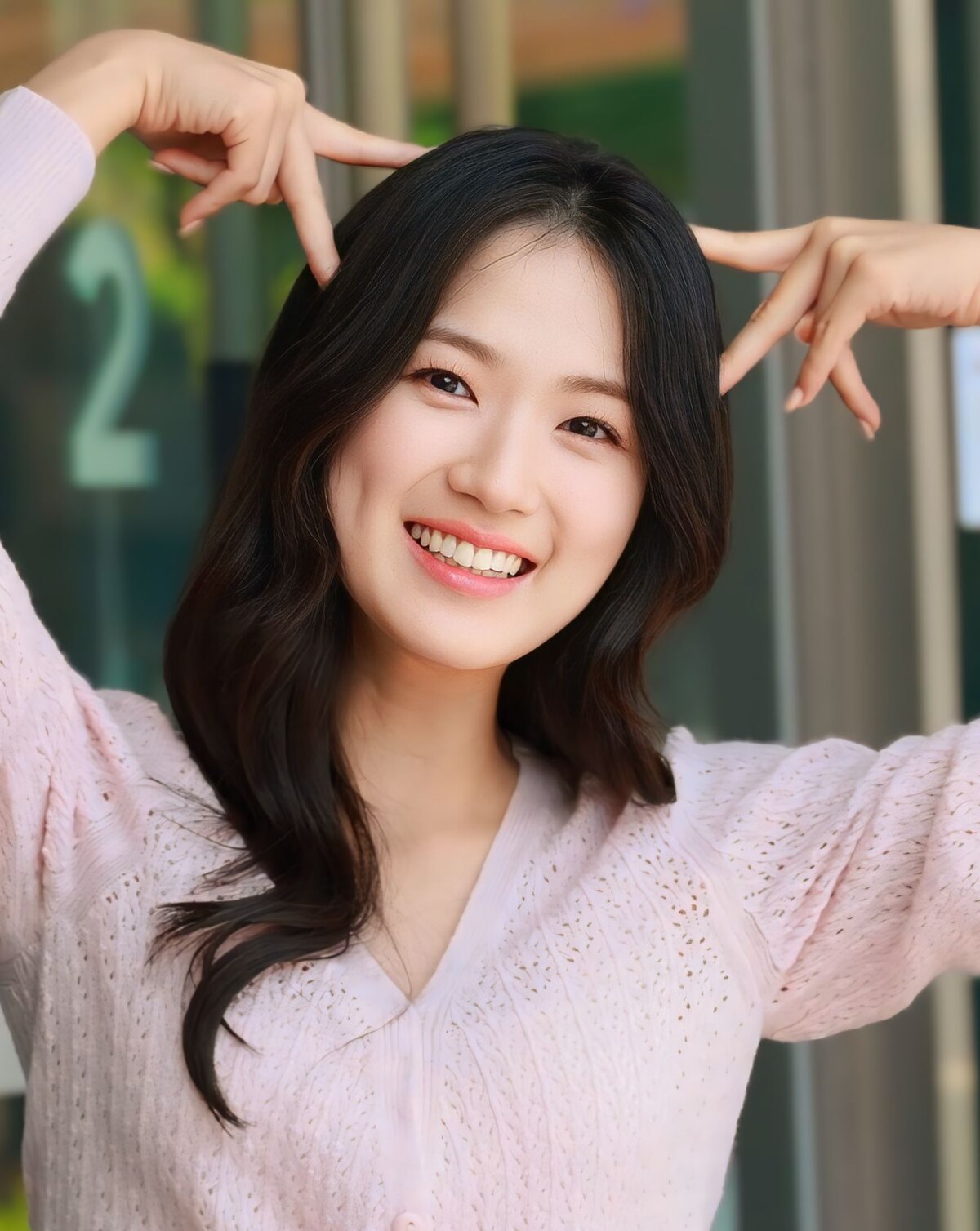 Recent activity shot of Kim Hyeyoon