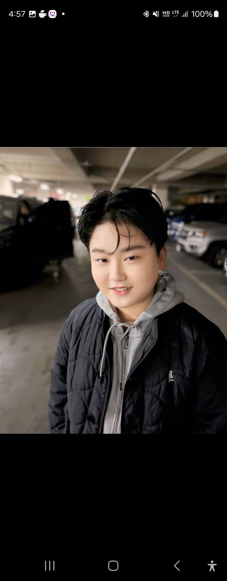 Emotional wallpaper shared by fans for Park Sungon
