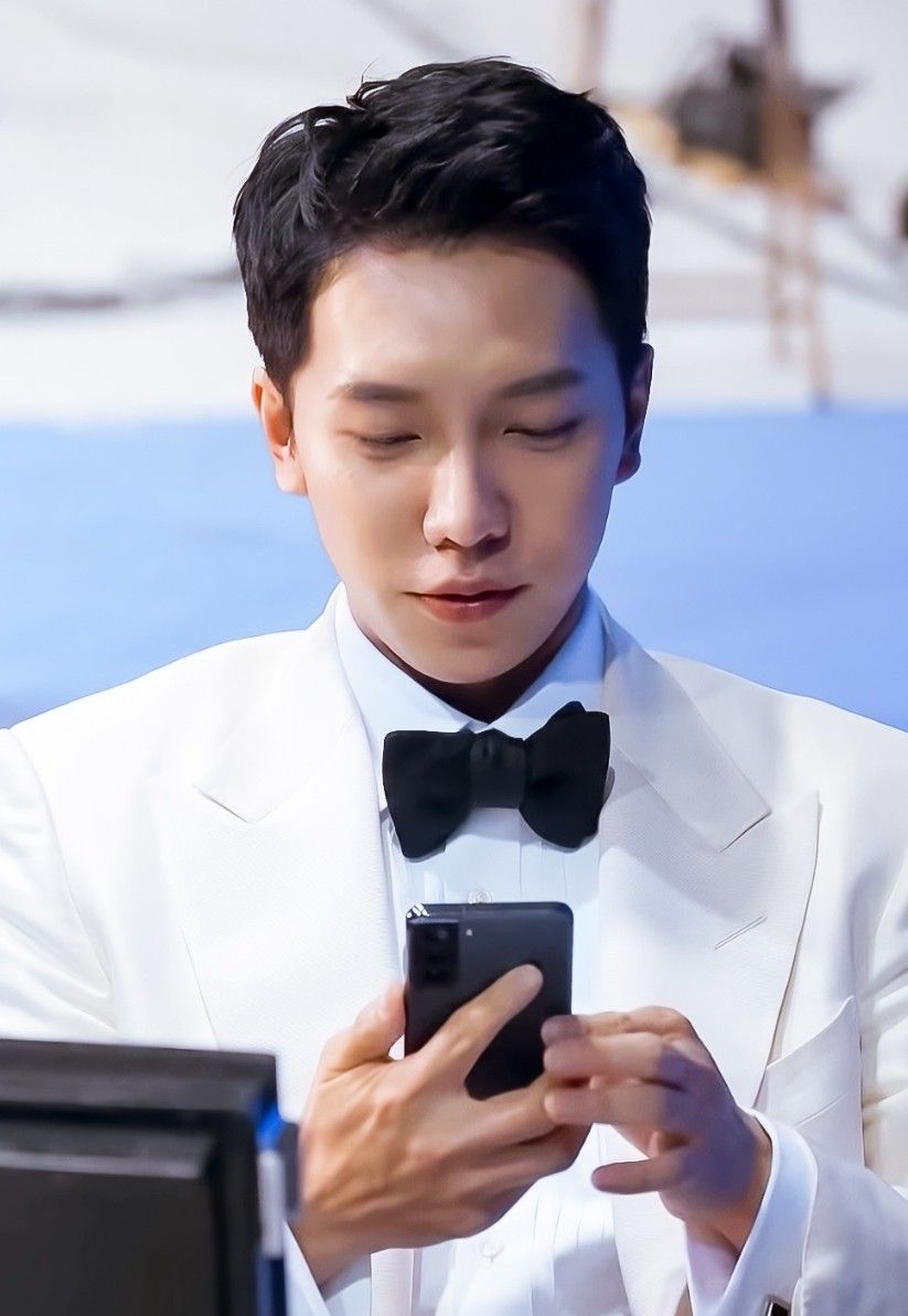 イ・スンギの最新写真