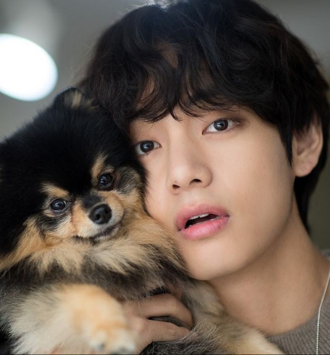 Behind-the-scenes cut of Kim Taehyung (V)