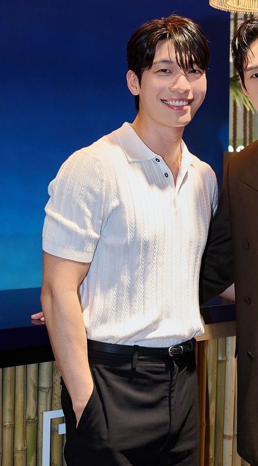 Wi Hajoon background image recommended by Choeaedol Celeb fandom