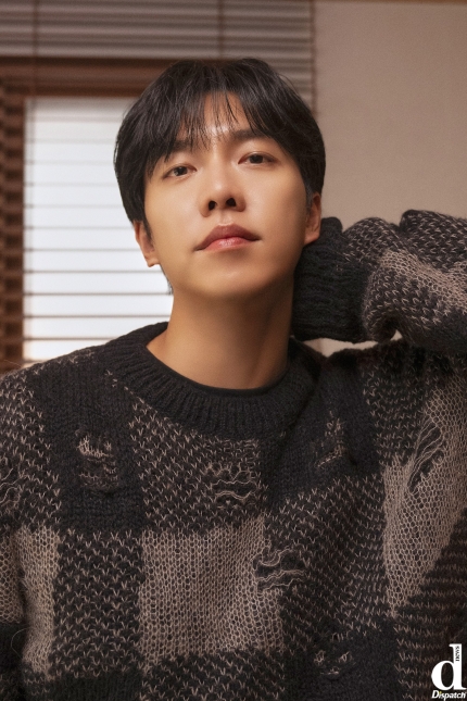 Foto terbaru dari Lee Seunggi