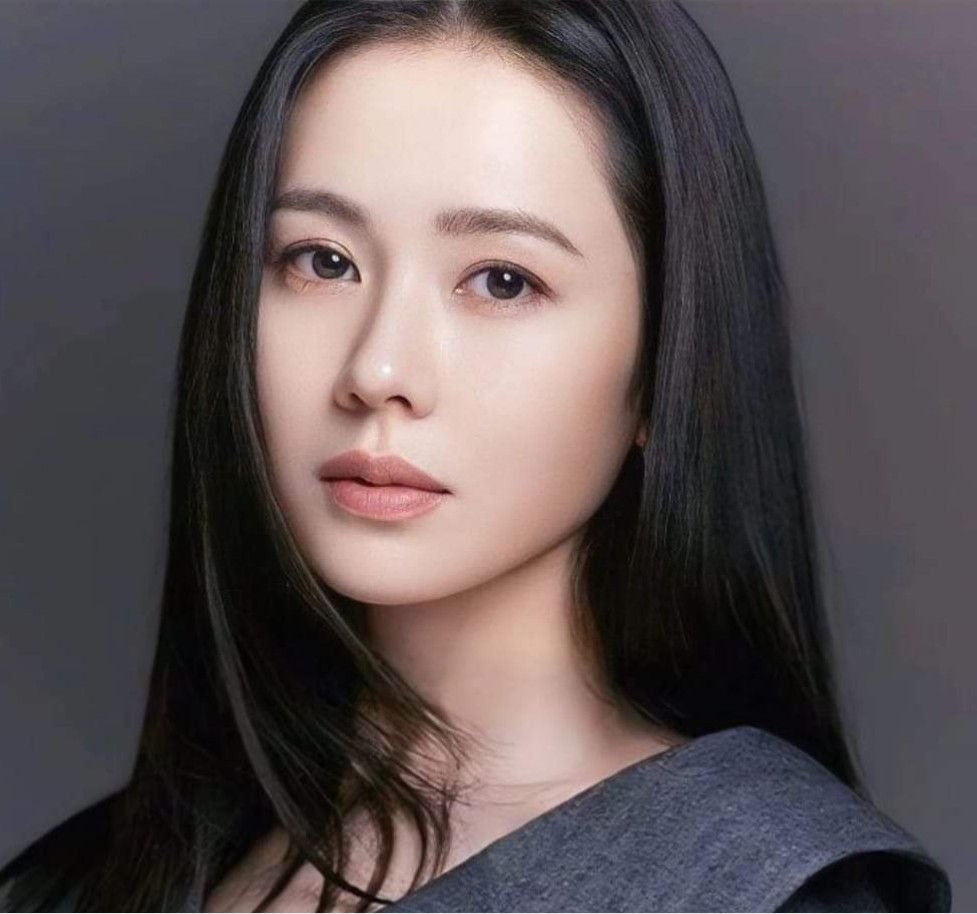 Recent activity shot of Son Yejin