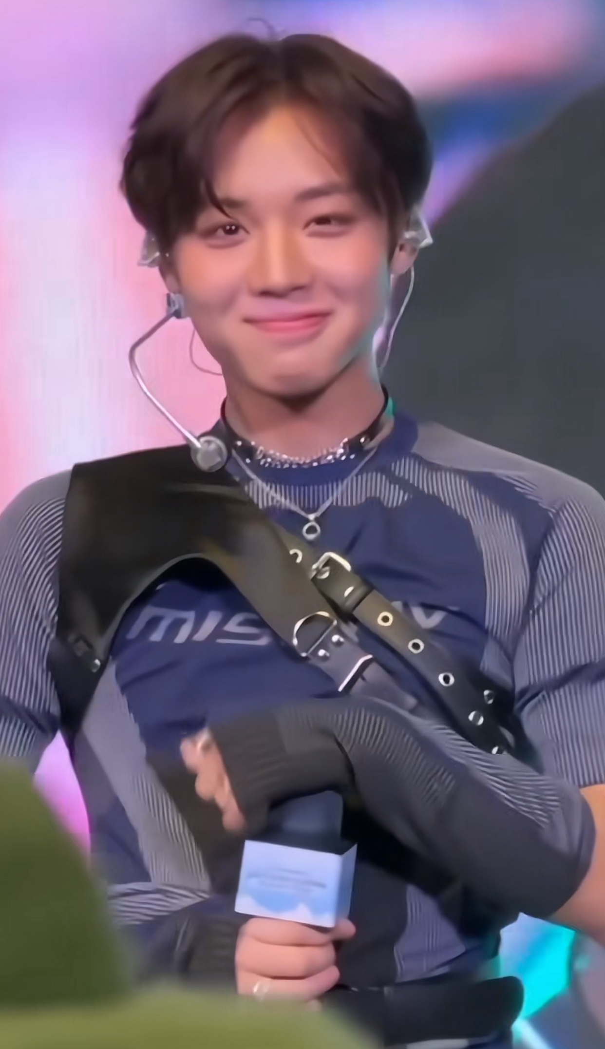 Emotional wallpaper shared by fans for Park Jihoon