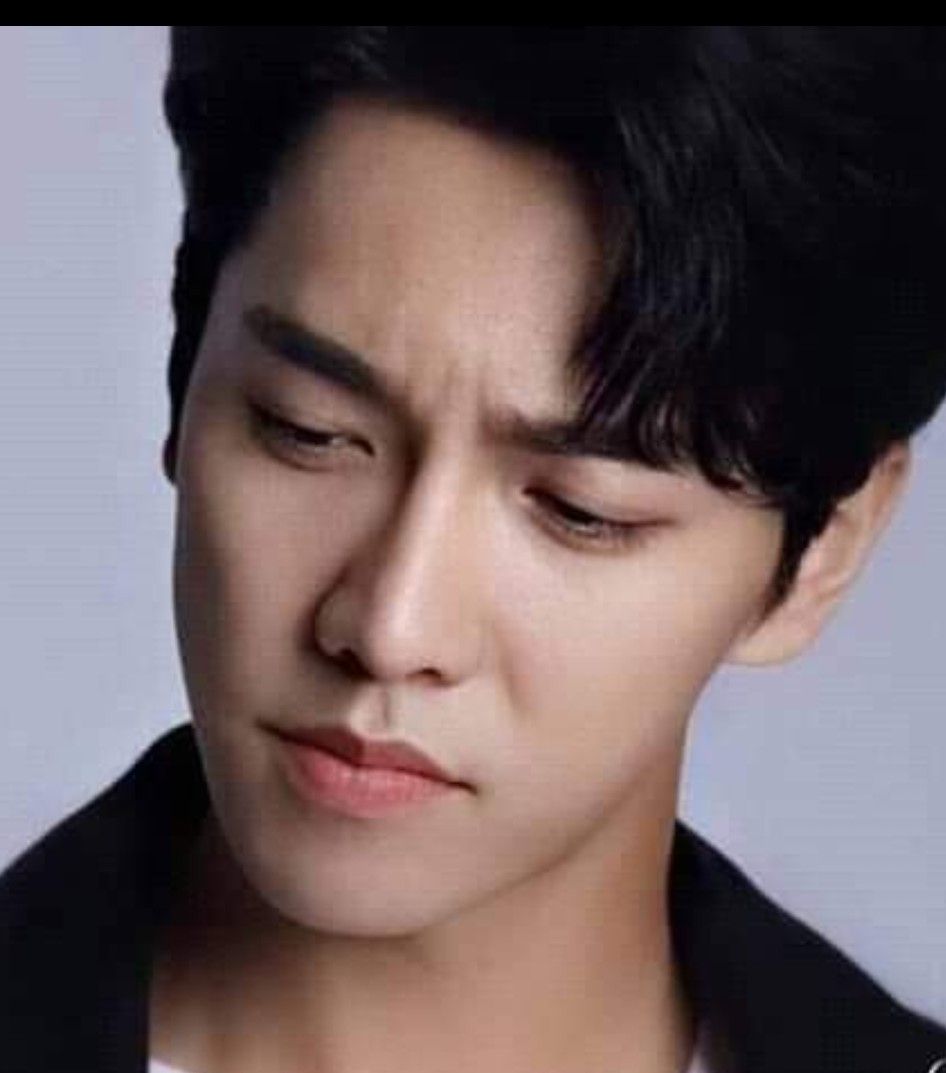 Momen yang diabadikan oleh penggemar Lee Seunggi