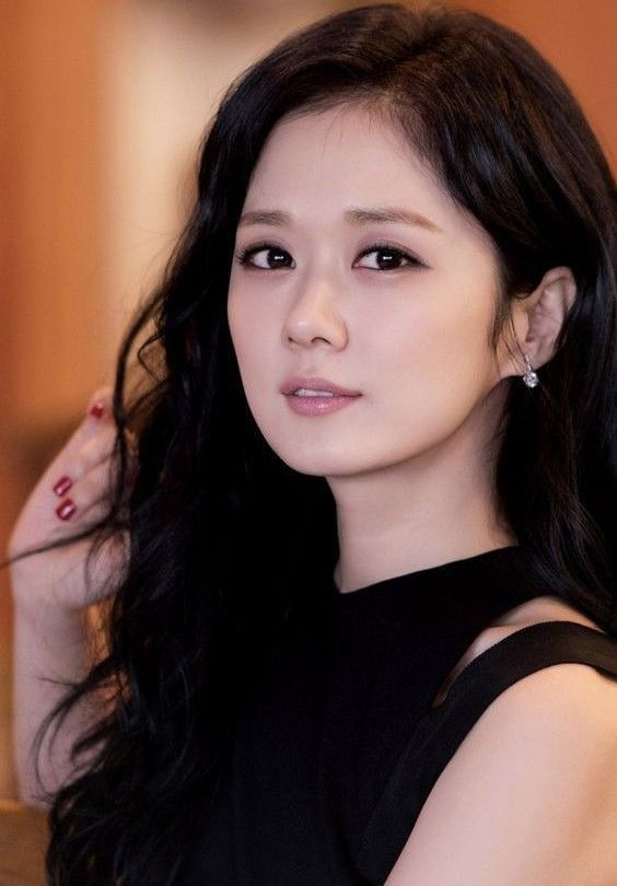 Recent activity shot of Jang Nara