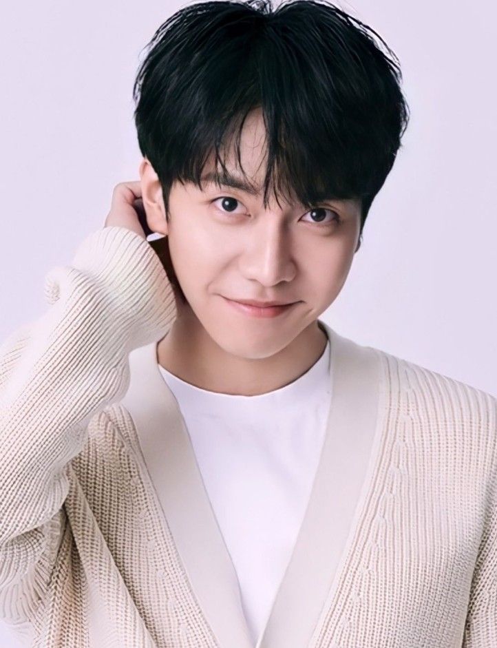 李昇基的近期活動照