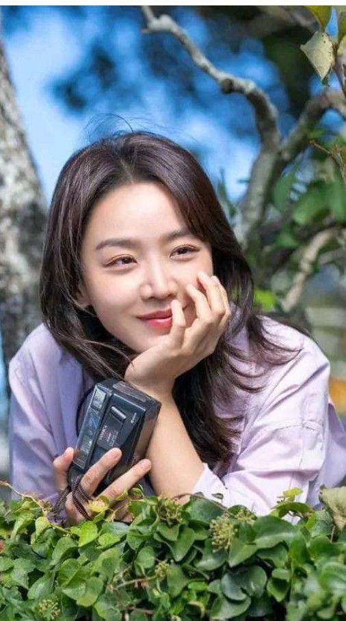 Representative background image loved by Shin Haesun fandom