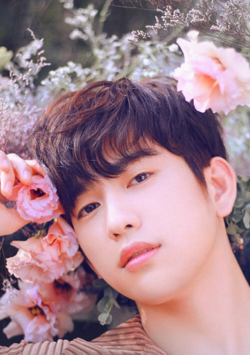 Latest photo of Park Jinyoung