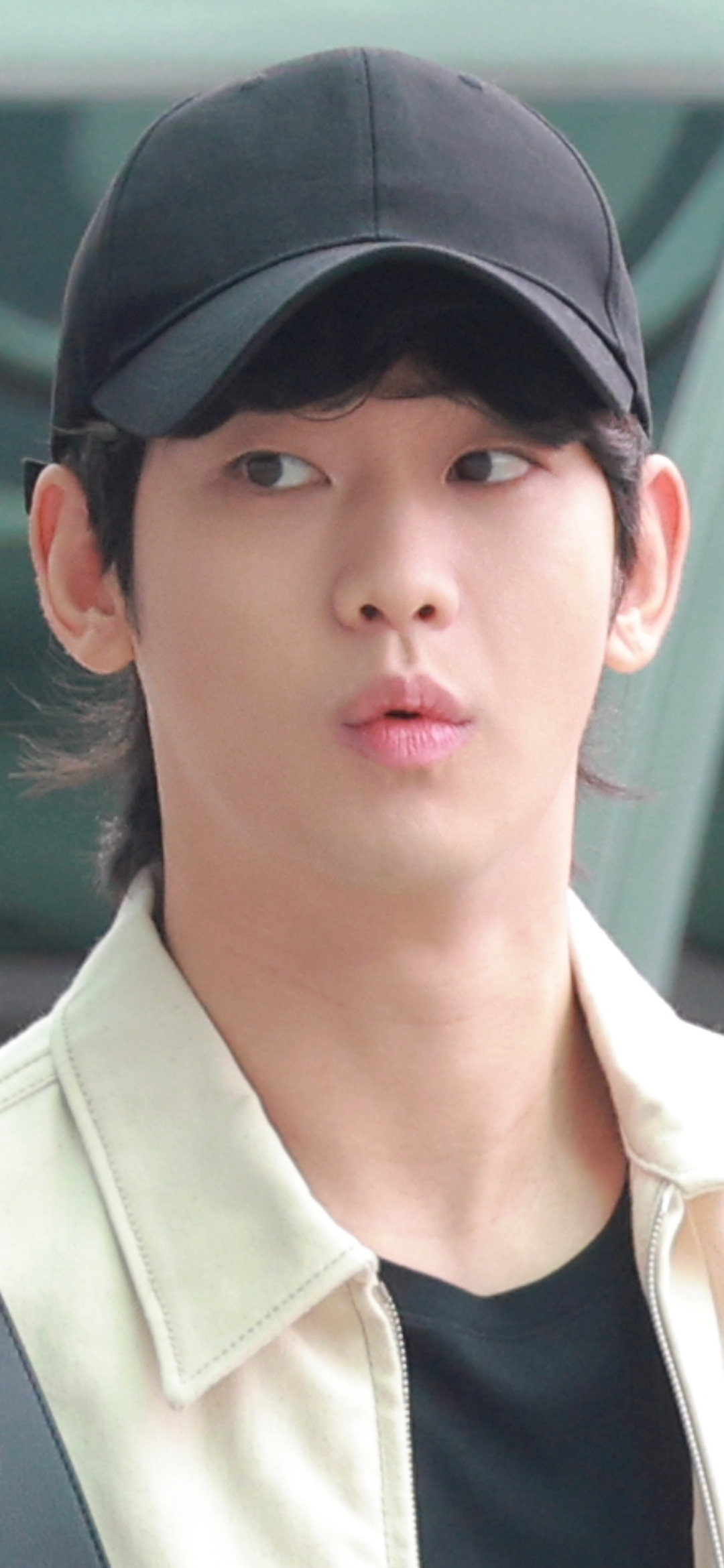 Kim Suhyeon (1995) background image recommended by Choeaedol Celeb fandom
