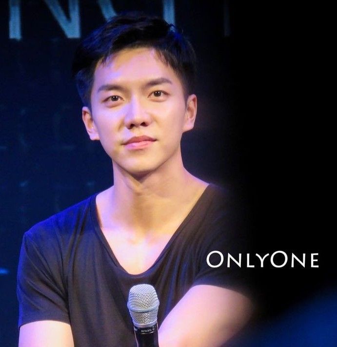 Recent activity shot of Lee Seunggi