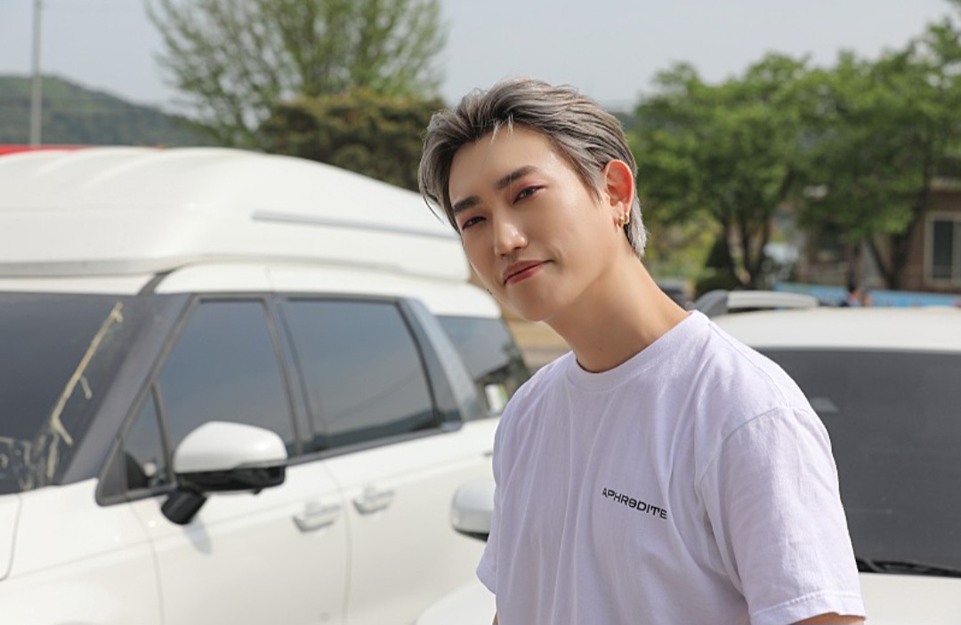 A moment captured by a fan of Son Jinwook