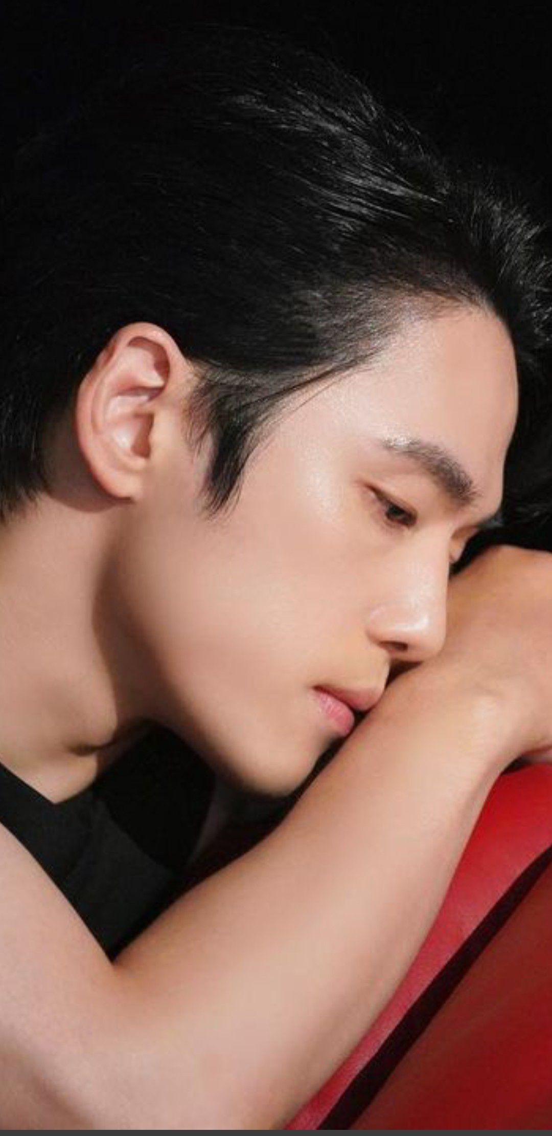 Emotional wallpaper shared by fans for Kim Junghyun