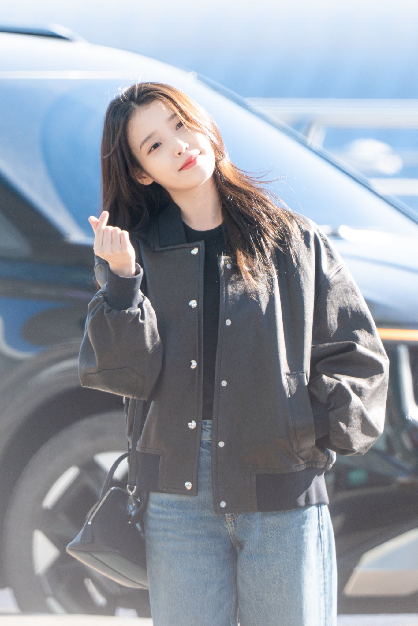 Foto kegiatan terbaru dari IU