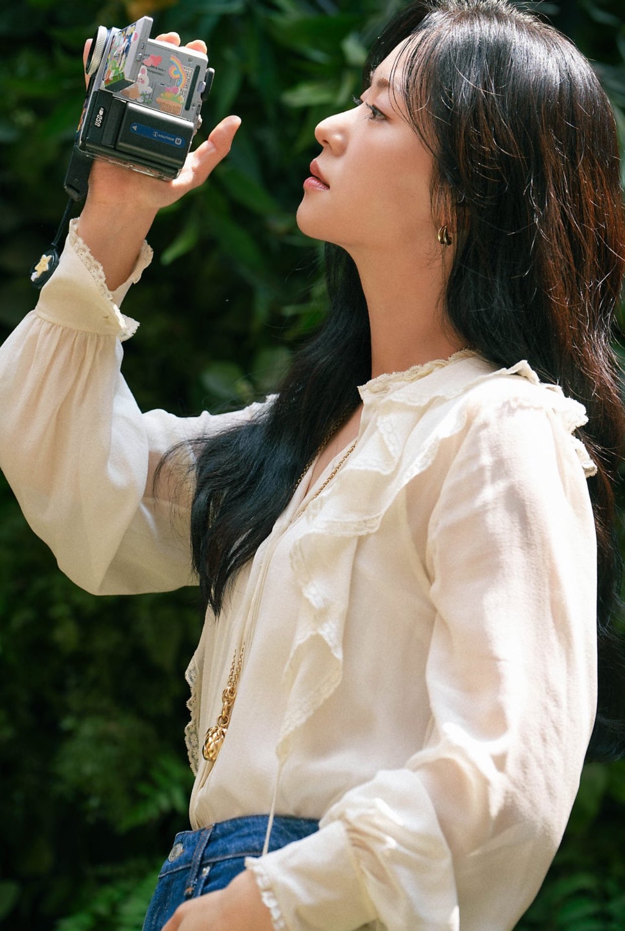 Recent activity shot of Jeon Yeobeen