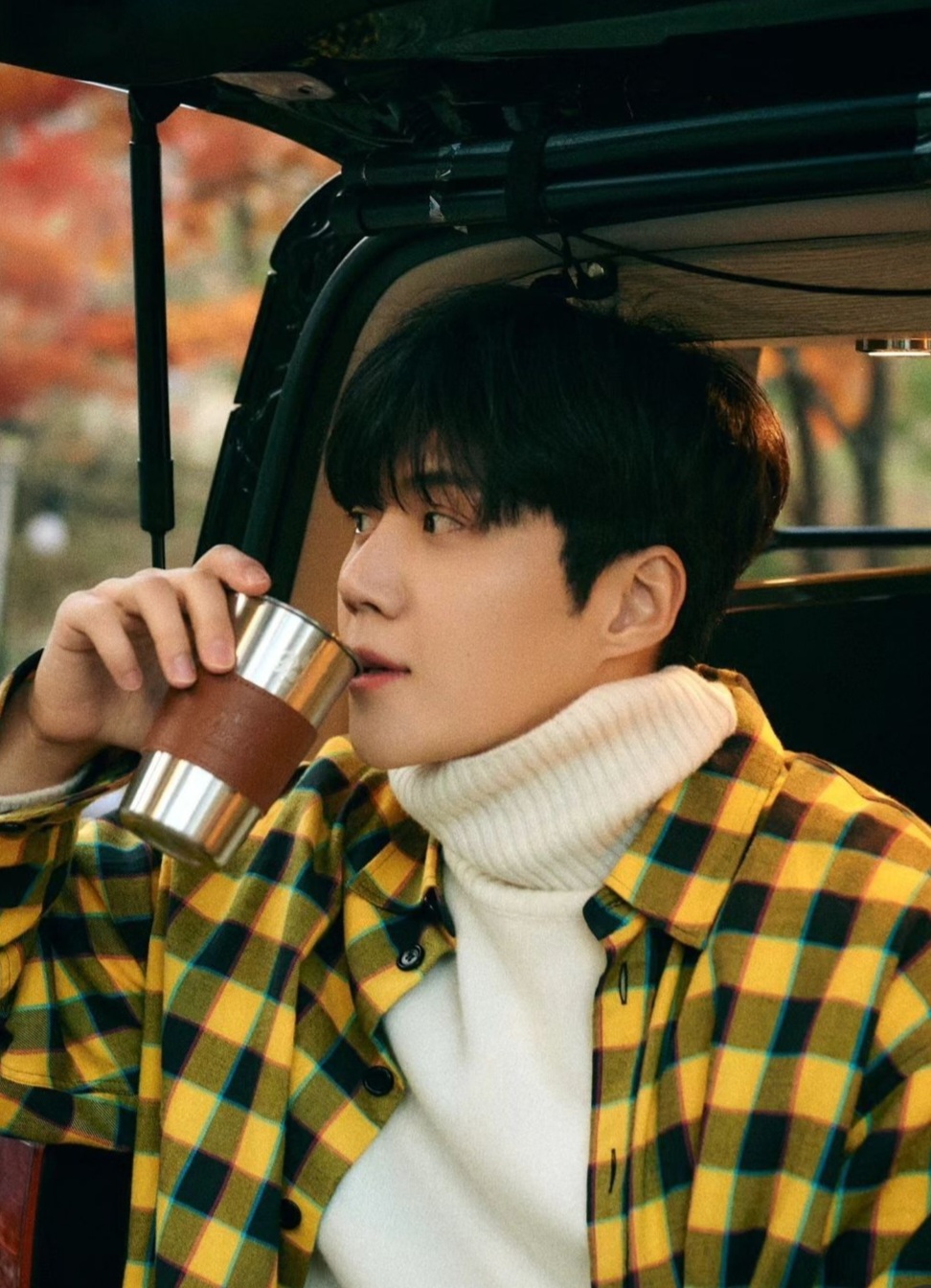 金宣虎的最新照片