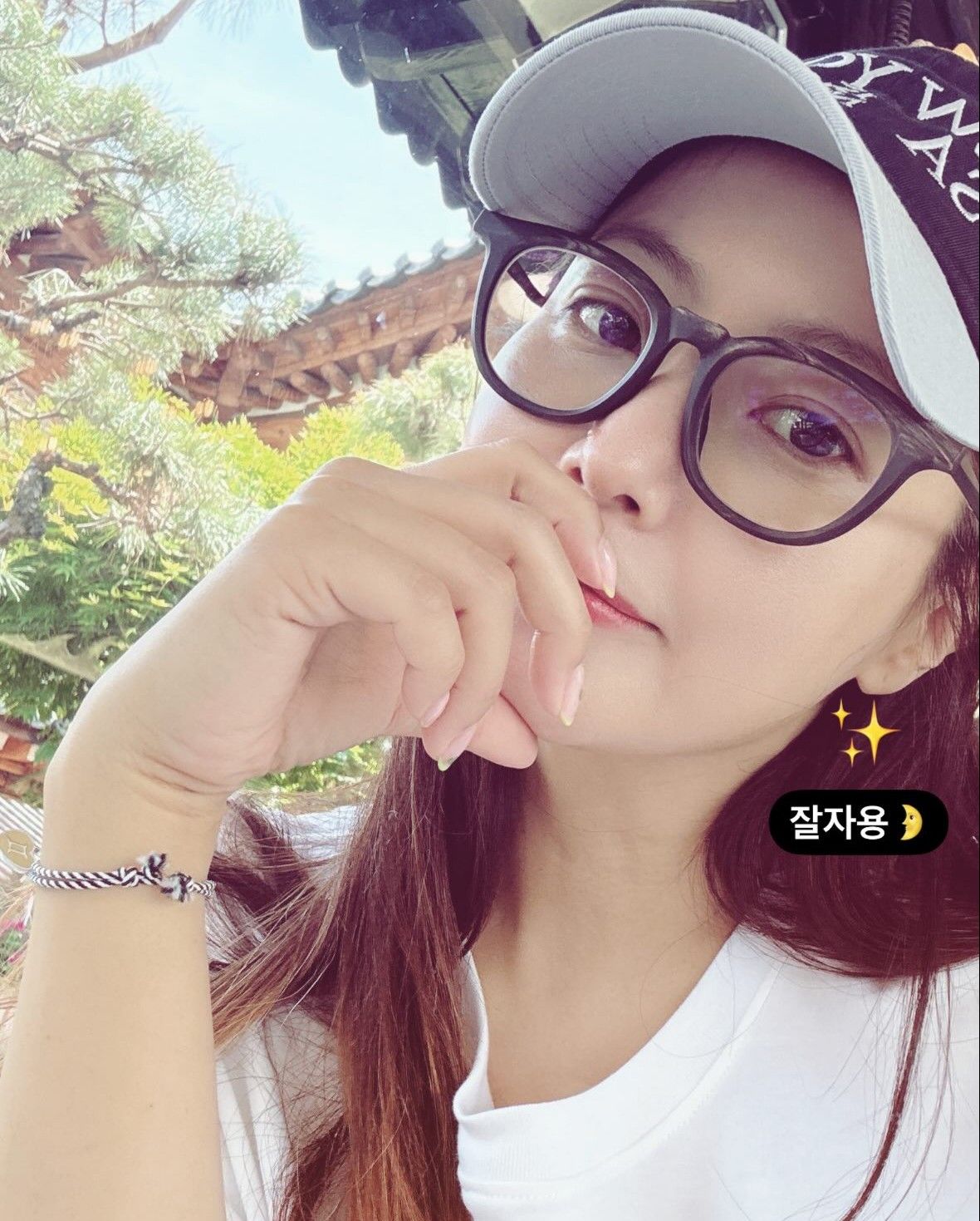 Cuplikan di balik layar dari Kim Heesun