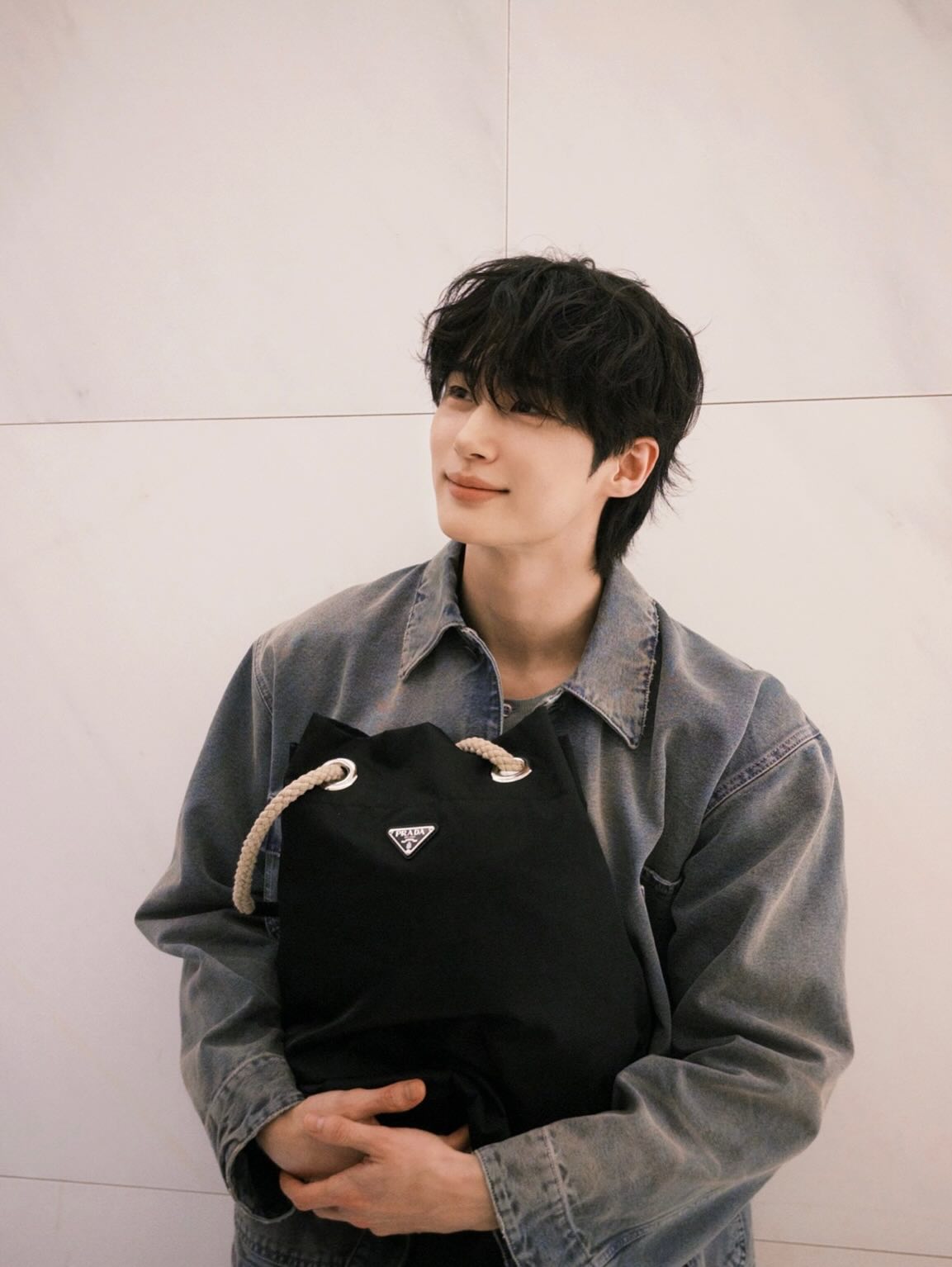 Recent activity shot of Byeon Wooseok