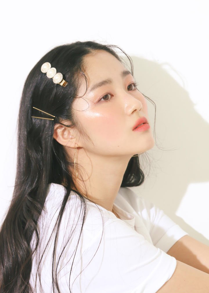Recent activity shot of Kim Hyeyoon