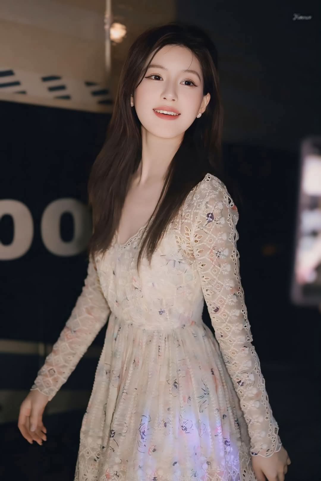 Latest photo of Zhao Lusi