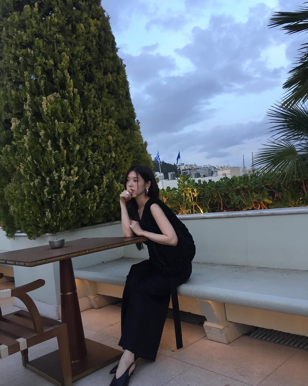 Behind-the-scenes cut of Jung Somin