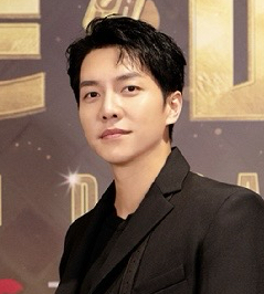 A moment captured by a fan of Lee Seunggi