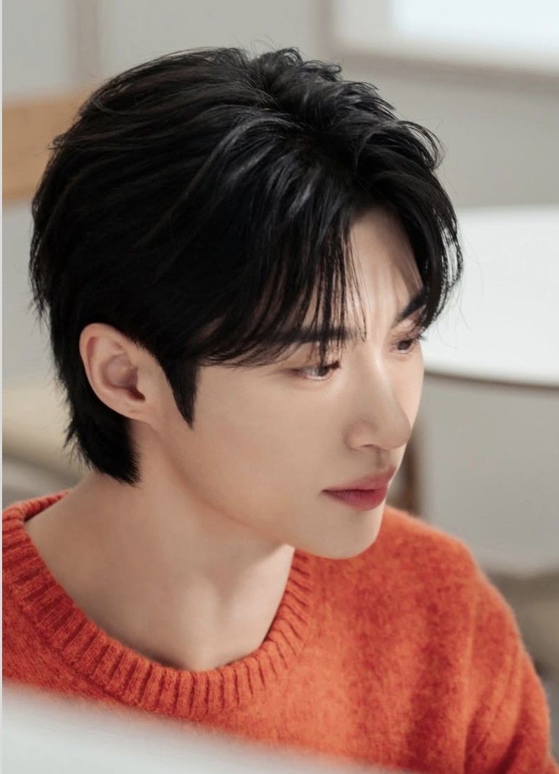 A moment captured by a fan of Byeon Wooseok