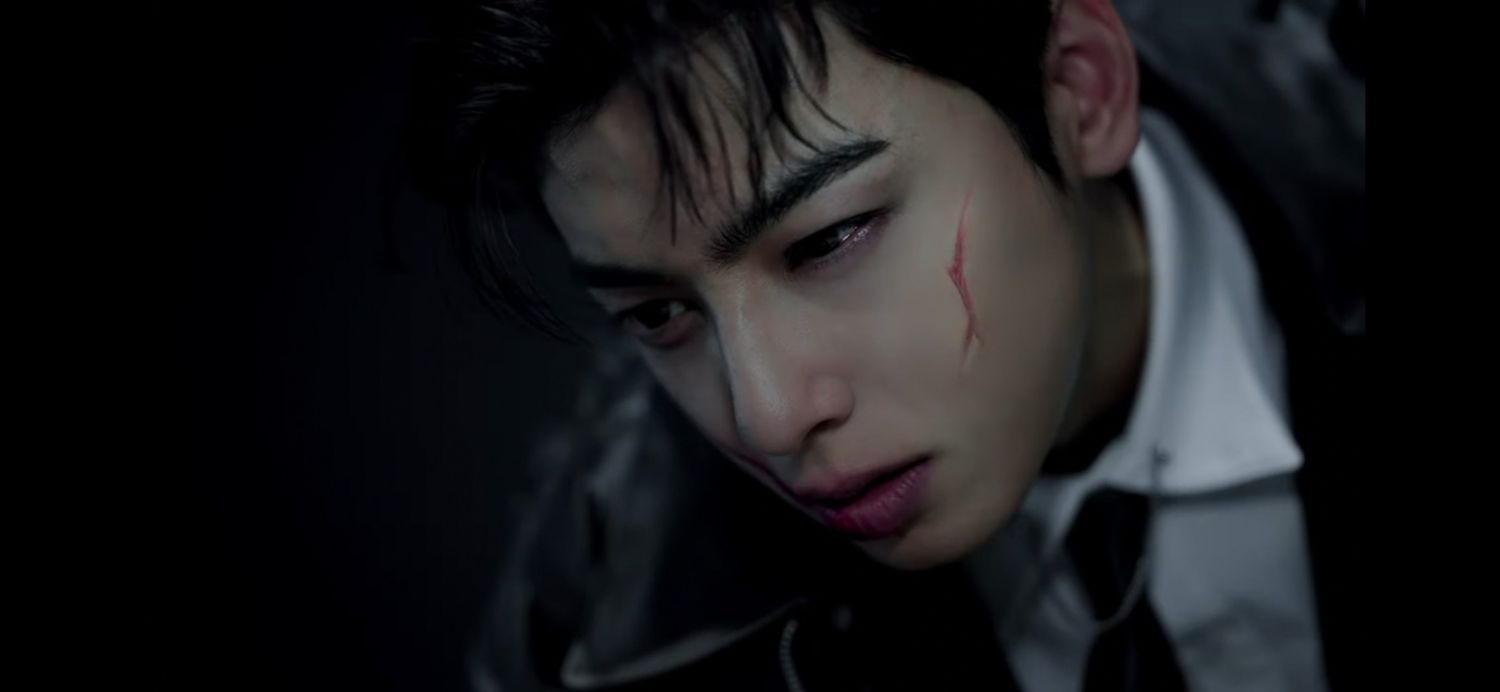 Recent activity shot of Cha Eunwoo