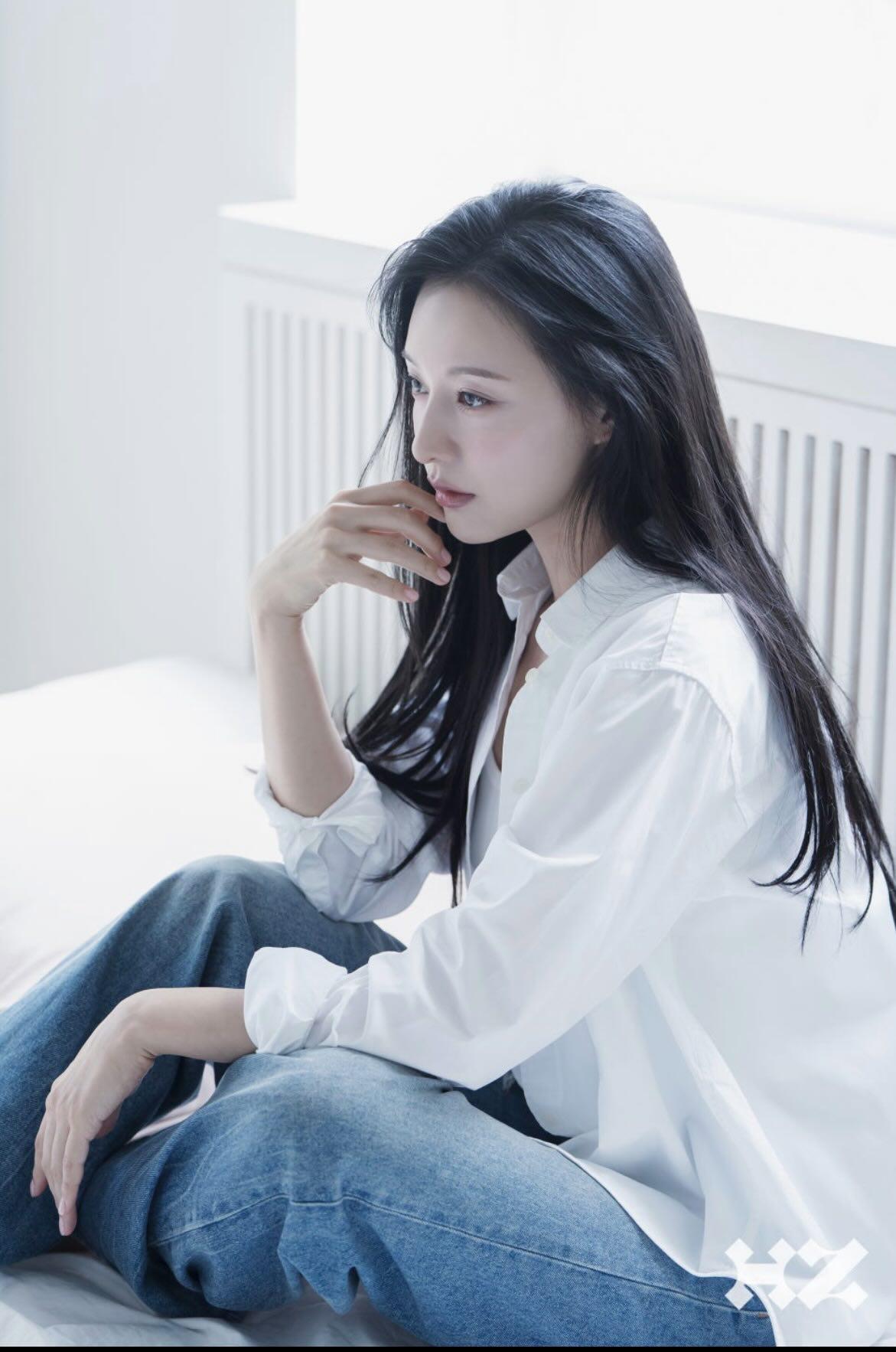 Latest photo of Kim Jiwon