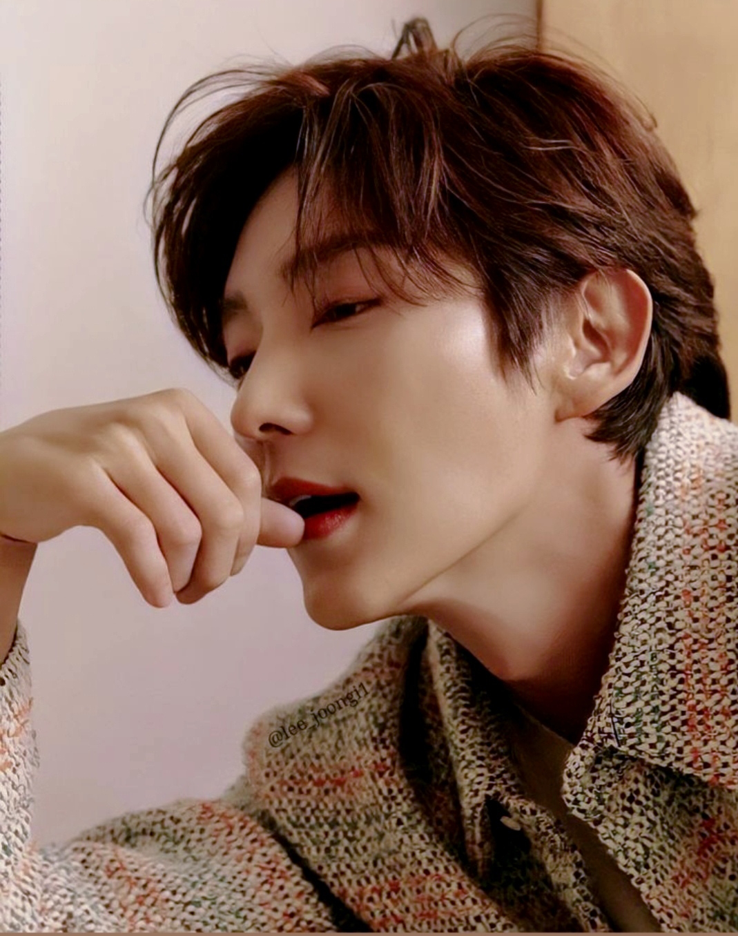 Recent activity shot of Lee Joongi