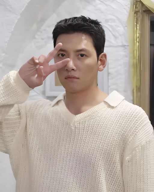 池昌旭的最新照片