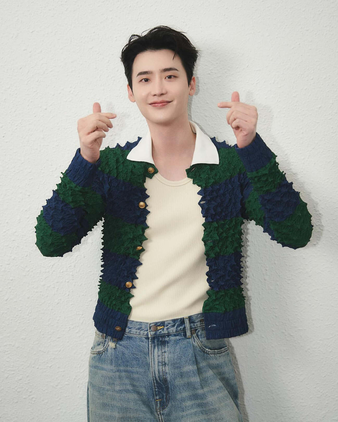 Latest photo of Lee Jongsuk