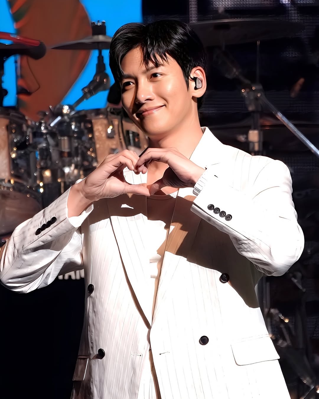 지창욱 최근 활동샷