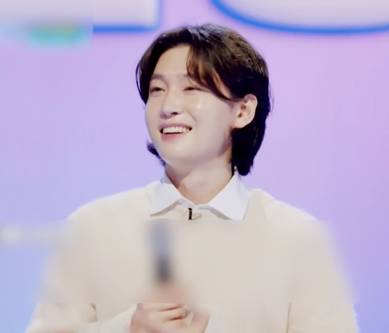A moment captured by a fan of Kim Yongbin