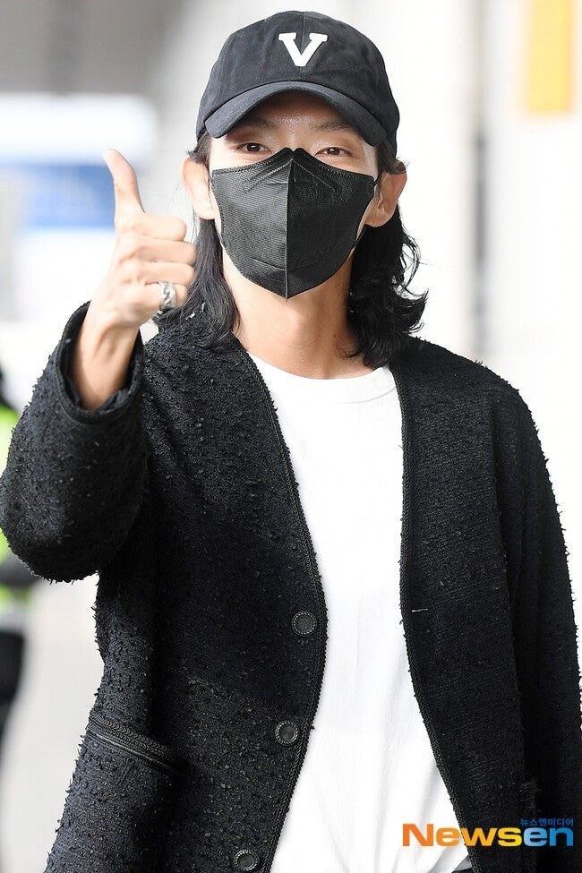 A moment captured by a fan of Lee Joongi