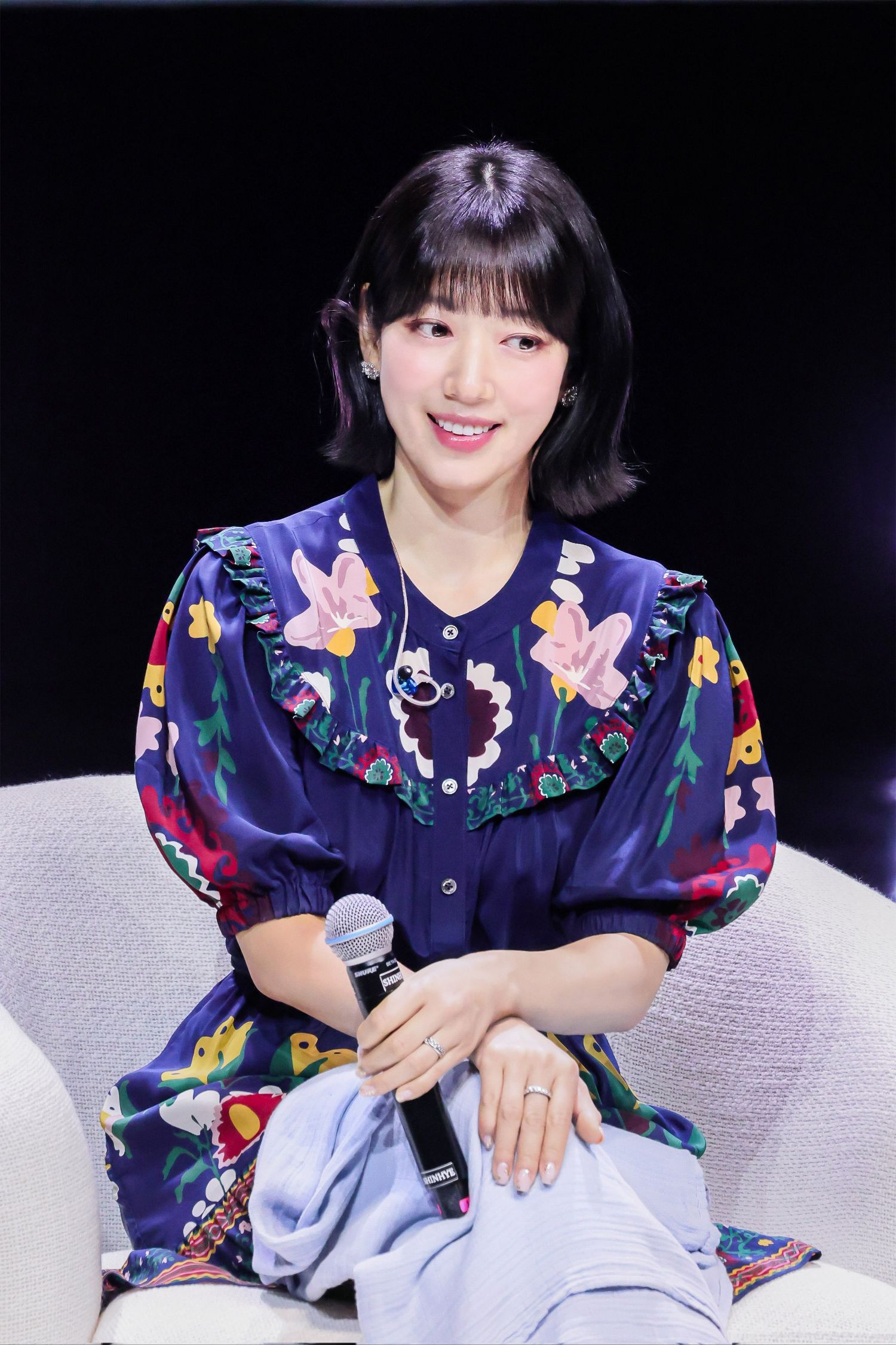 Recent activity shot of Park Shinhye