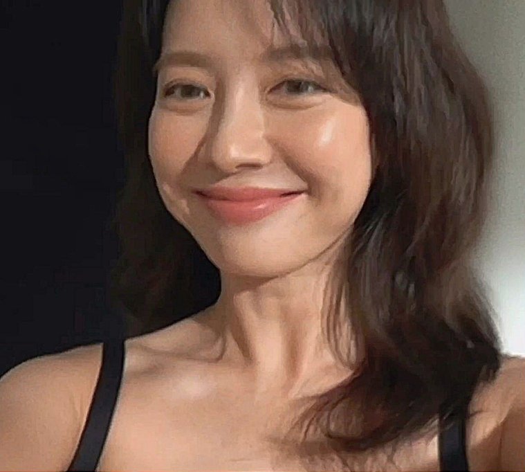 Foto terbaru dari Song Jihyo
