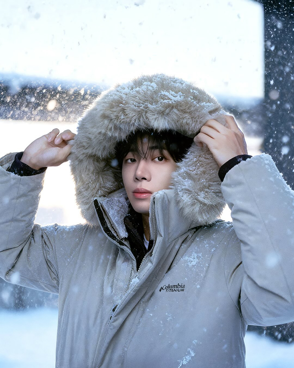 Behind-the-scenes cut of Choo Youngwoo