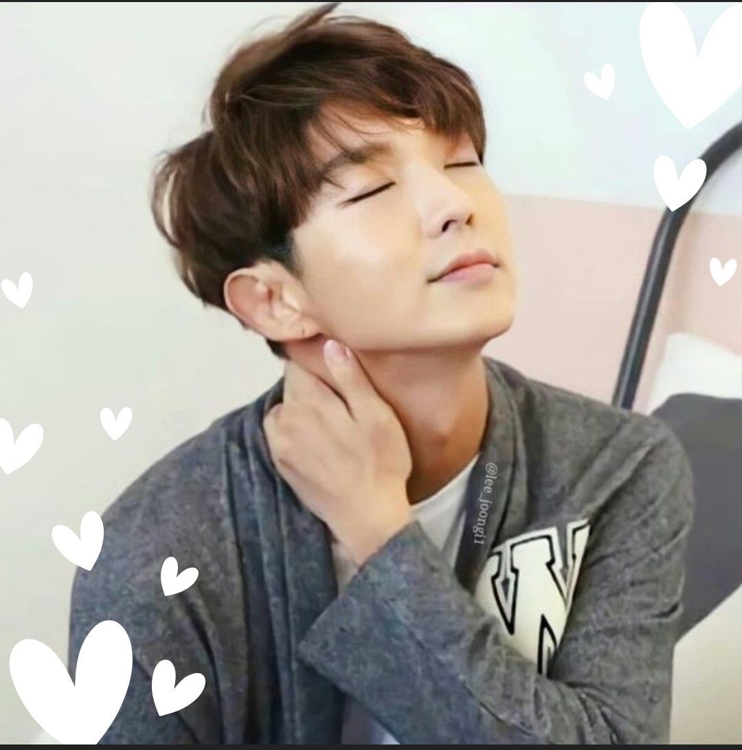 Latest photo of Lee Joongi