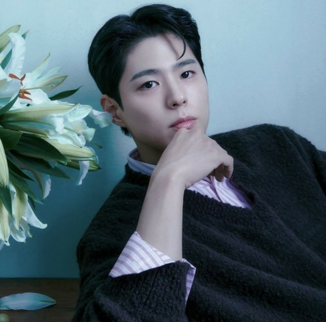 Recent activity shot of Park Bogum