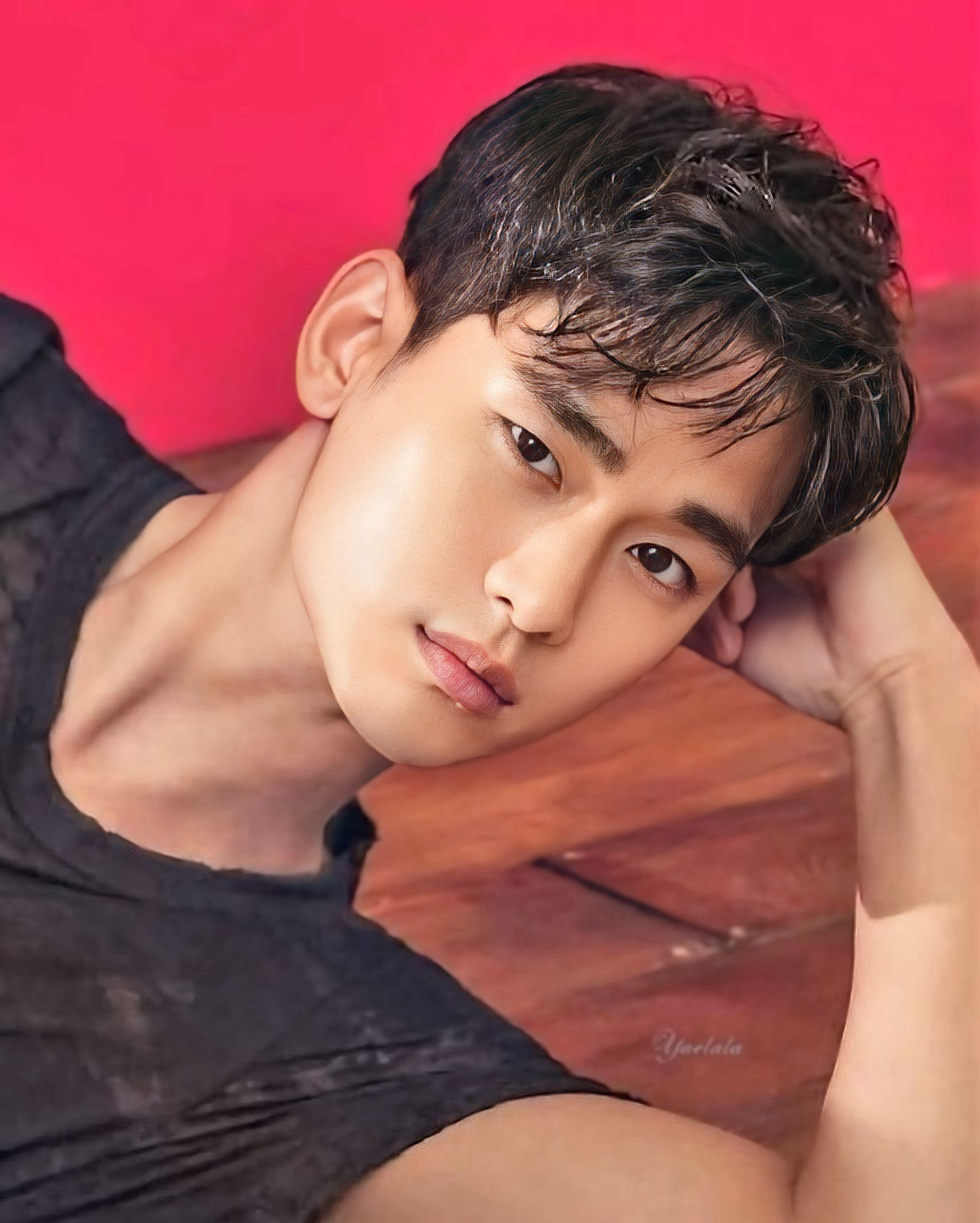 A moment captured by a fan of Kim Soohyun