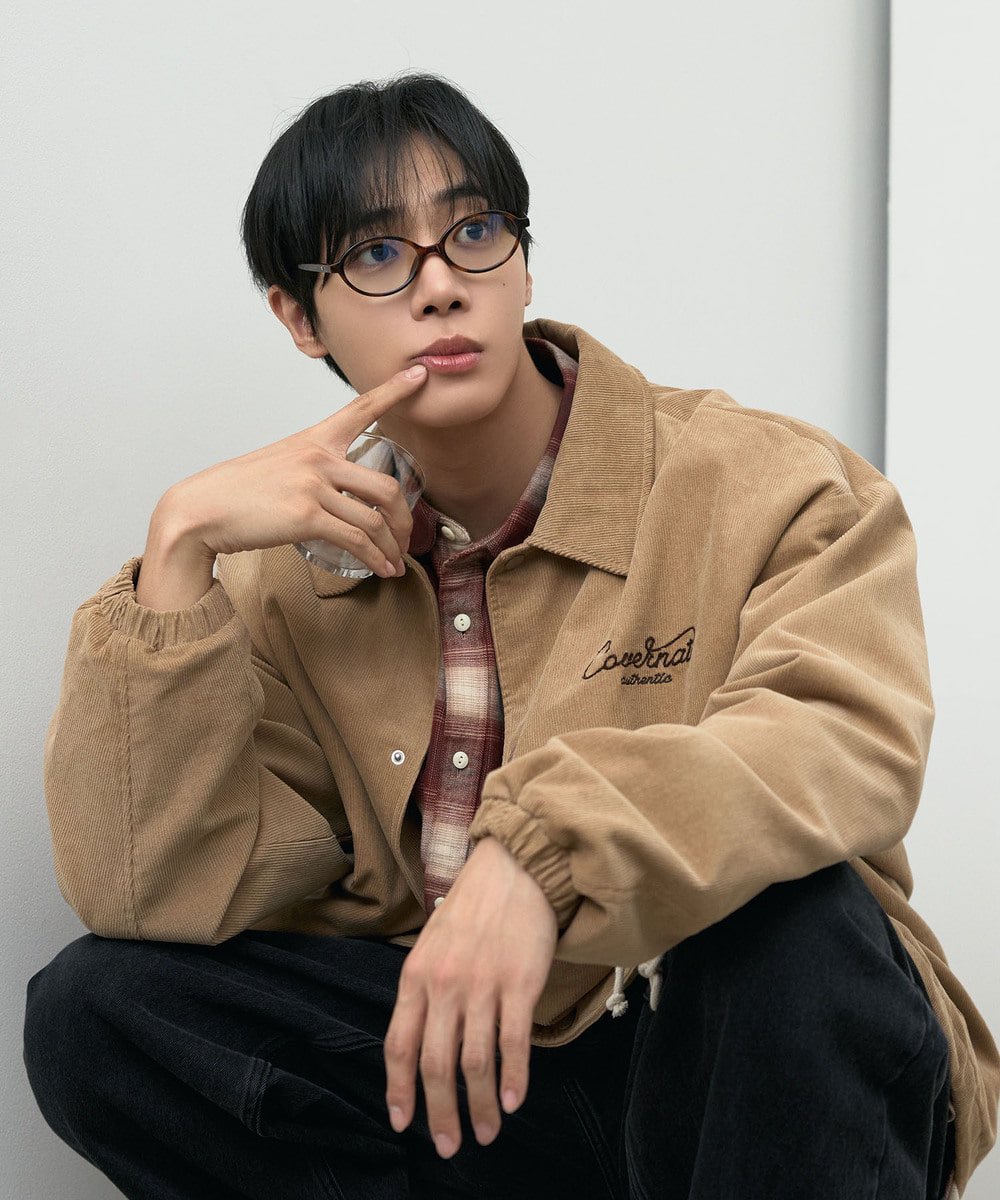 Behind-the-scenes cut of Choo Youngwoo